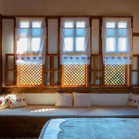 Meymune Valide Konagi Hotel 3*