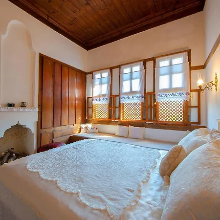 Meymune Valide Konagi Hotel